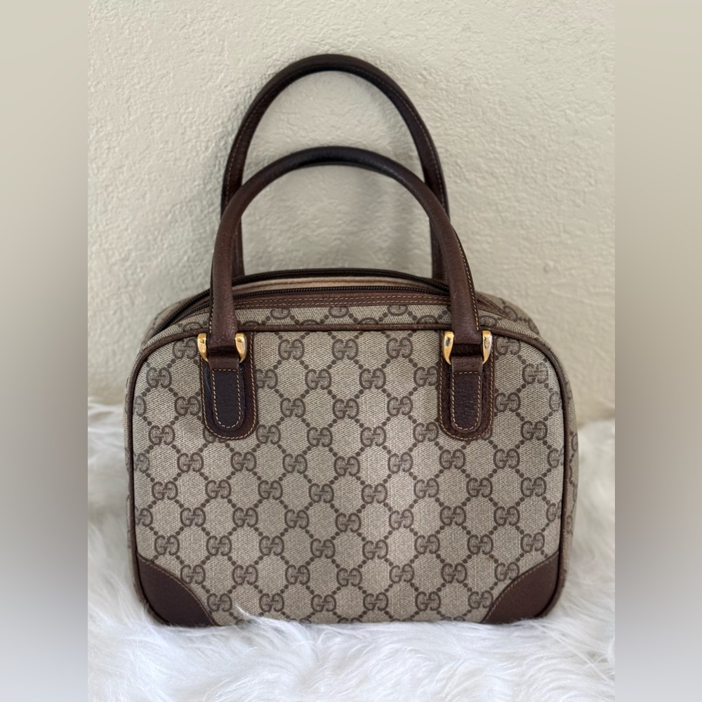 Guuci Handbag - Picture 2 of 13